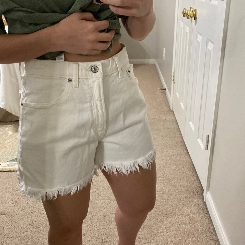 White 4inch denim shorts, curve love size 4